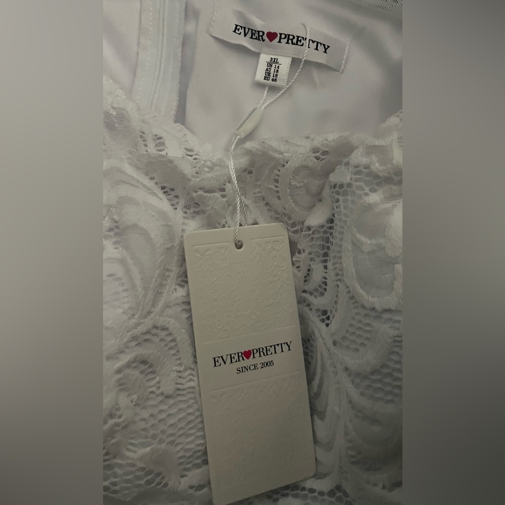Bride Dress color white size US 14 (3XL) Brand new Not used